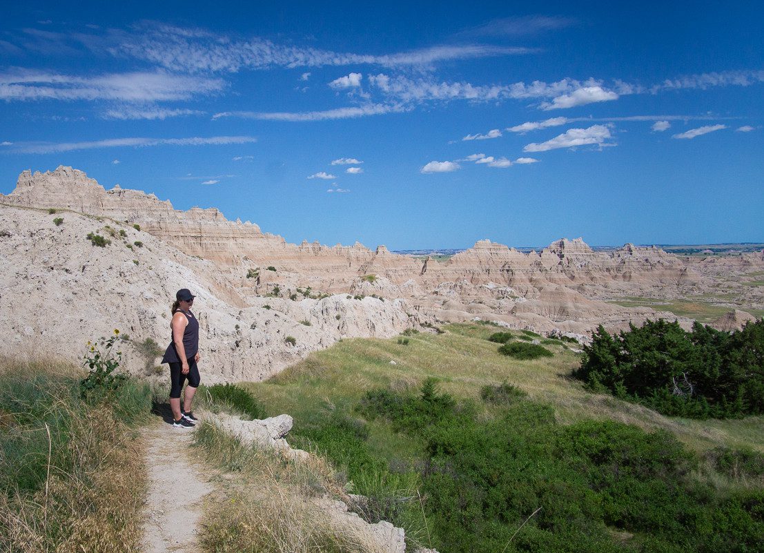 Badlands Cliff Shelf Trail