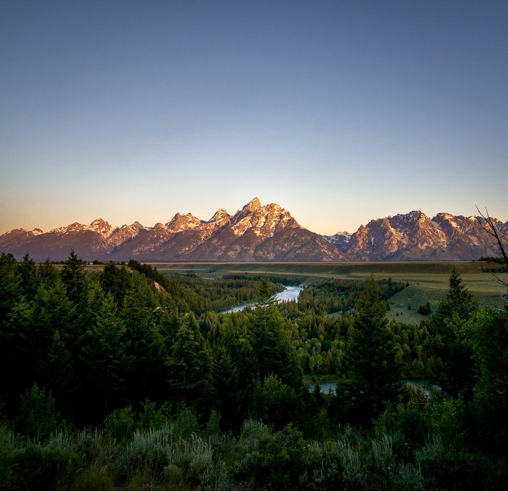 sunrise snake river grand Teton