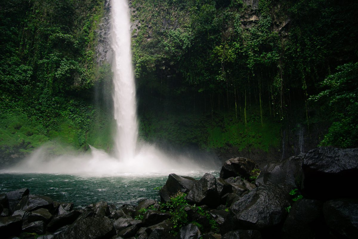 Base of La Fortuna Waterfall